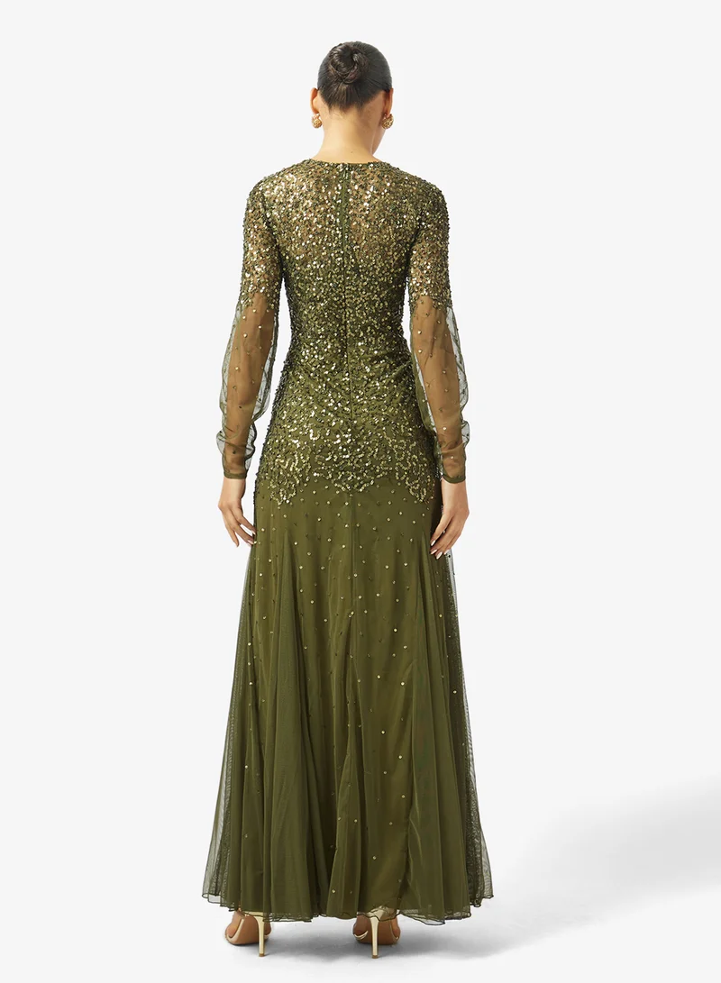 نمشي x فستان سهرة مزين بالخرز